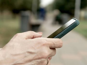 Obnova zmazaných kontaktov v mobile (Android/iOS)